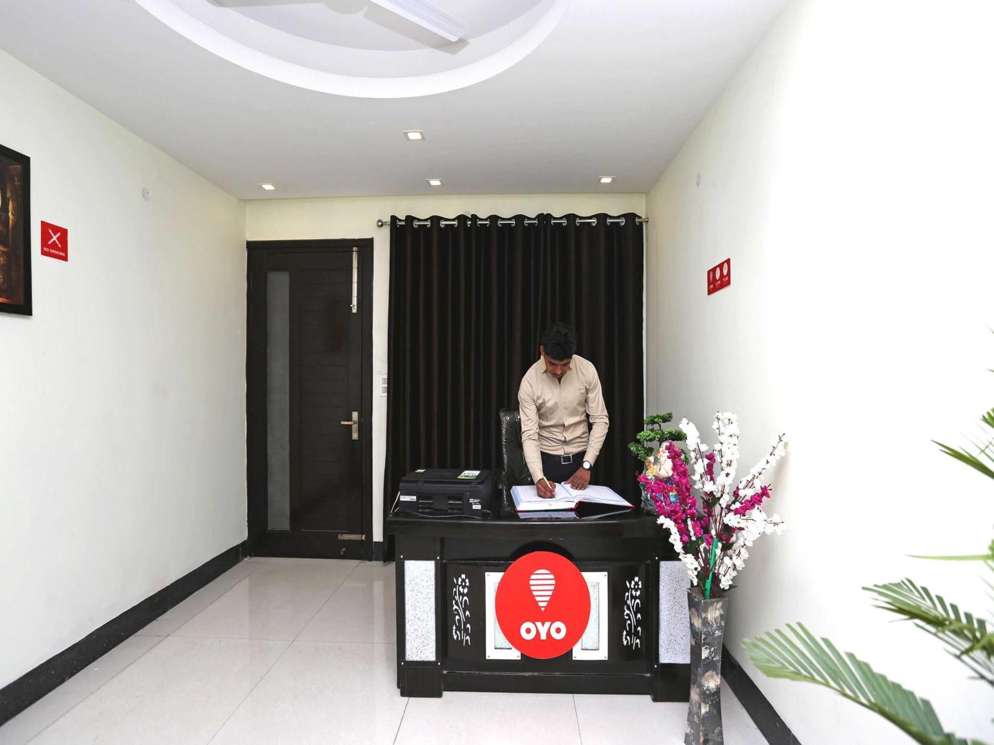 פארידבד Hotel O Maira Homes מראה חיצוני תמונה
